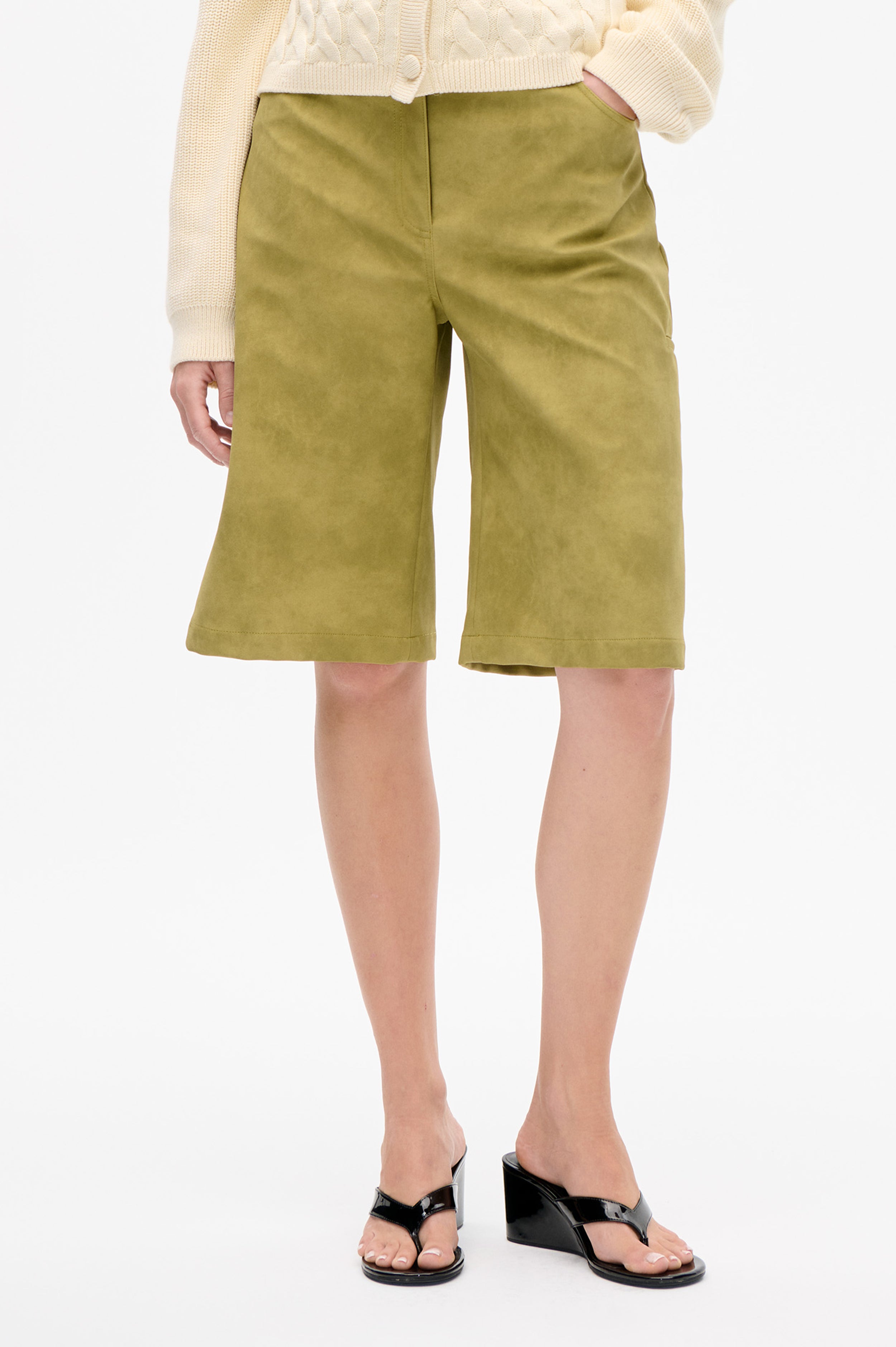 24728_5607_DETAIL.png media file